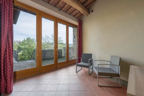 Autumn, Living Room, Spring, Summer