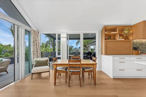 Open plan Dining area