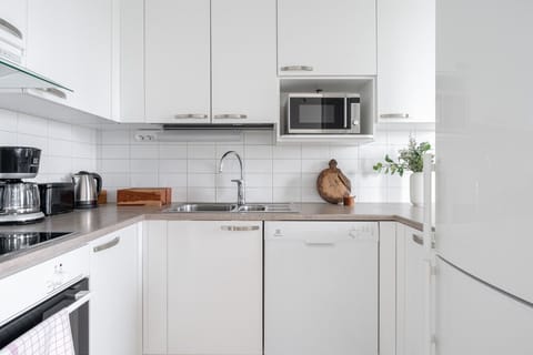 In the kitchen of the apartment you will find all the necessary utensils for cooking.