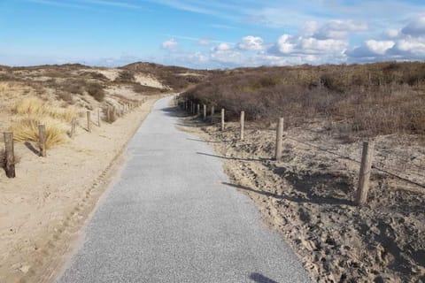 Surroundings [summer] (1-5 km)