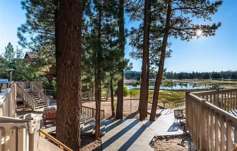 access to lake with personal dock.