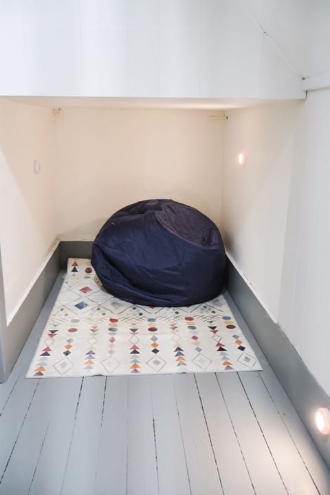 Nook on the landing while going to the 3rd floor