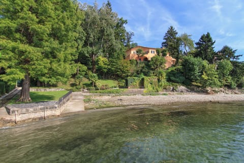Villa Francesca - Reno, Lake Maggiore - NORTHITALY VILLAS vacation rental