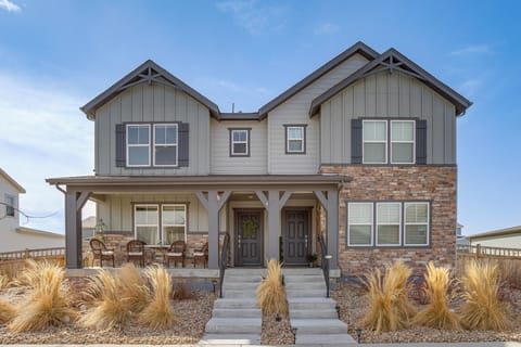 Brighton Vacation Rental | 3BR | 2.5BA | 1,607 Sq Ft | Stairs to Enter