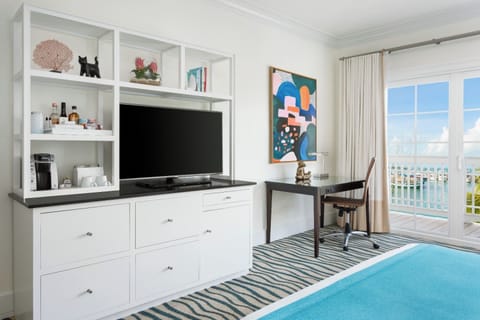 Unit with King size bed