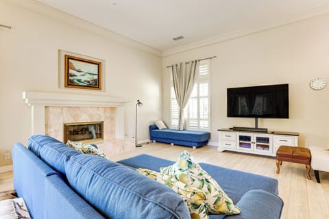 Oceanside Vacation Rental | 3BR | 3BA | 2,724 Sq Ft | 3 Steps to Access