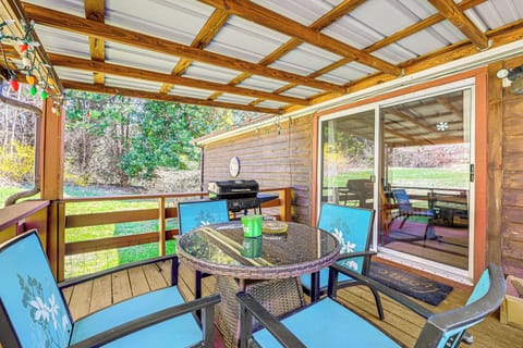 Covered Deck | Outdoor Dining Area | Gas Grill