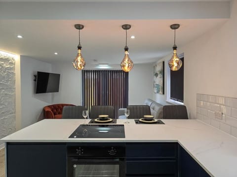 Living Room / Lounge