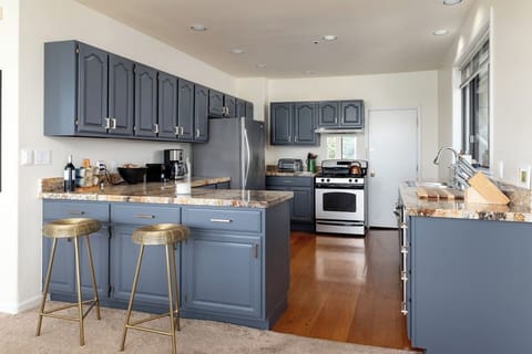 Entertaining is Great Here