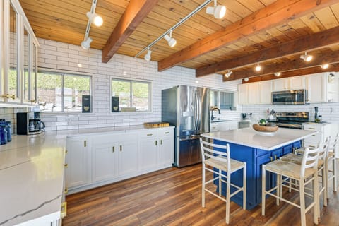 Kitchen | Main Level | Cooking Basics