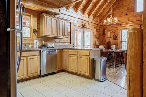 Seamlessly transition to the kitchen.