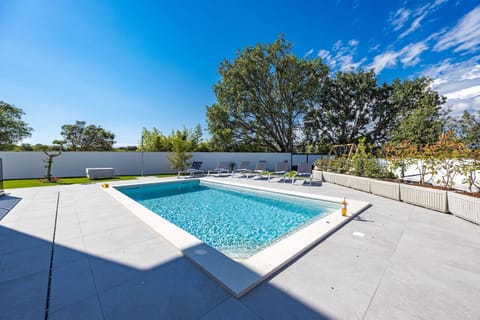 Holiday Home Swimming Pool