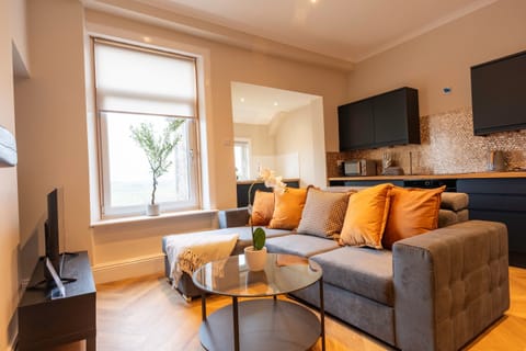 Living Room / Lounge