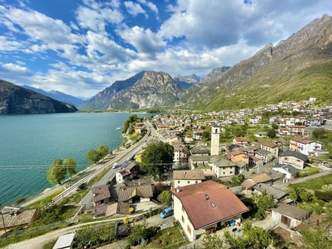 Swimming Pool, Resort, Composite Material, Recreation, Leisure, Shade, Vacation, Resort Town, Leisure Centre