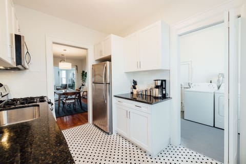 A spacious kitchen with everything you need to feel at home.