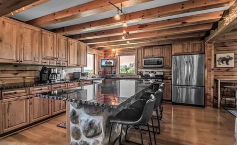 Large kitchen - fully stocked