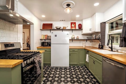 The vintage style kitchen has all the modern amenities for an enjoyable stay. Along with the basics, enjoy a bread-maker, Crockpot, and Insta-pot to make cooking during your stay an absolute breeze.