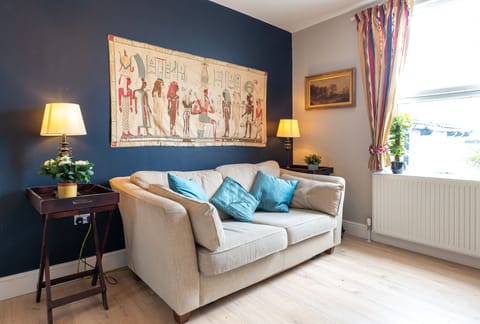 Living area, apartment 2 Copper Beech