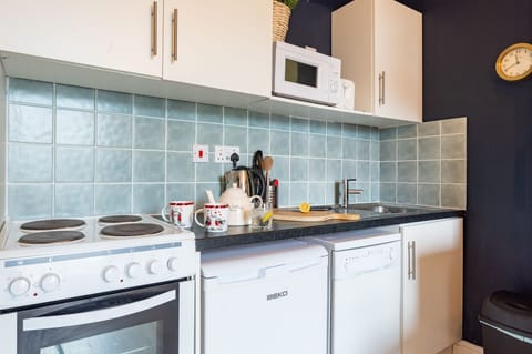 Kitchen area, apartment 1 Sweet Chestnut
