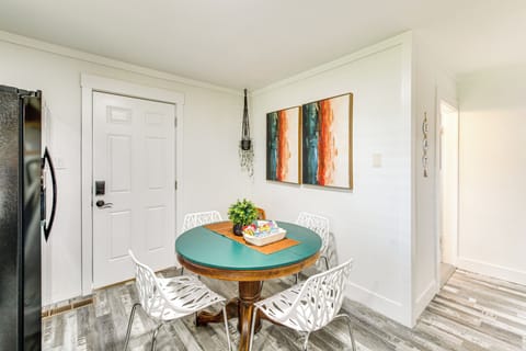 Dining Area | Dishware & Flatware