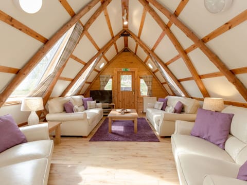 Coast, Coastal And Oceanic Landforms, Sea, Resort, Shore, Ocean, Estate, Eco Hotel, Seaside Resort, Bay