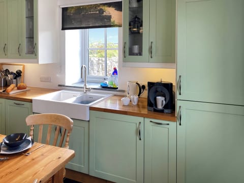 Kitchen | The Milking Parlour, St Ives