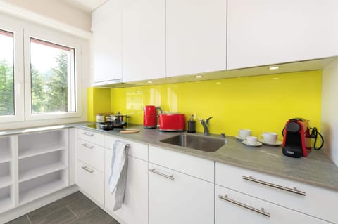 Kitchen with all you need to cook up a lunch 