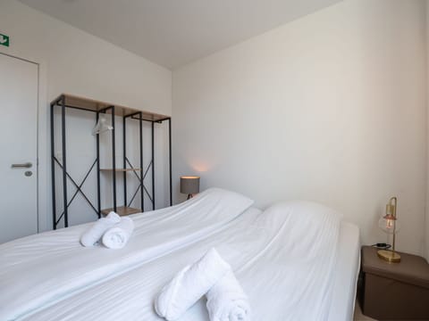 Wood, Floor, Bedroom, Bed, Flooring, Bedding, Bed Sheet, Bed Frame, Hardwood, Mattress