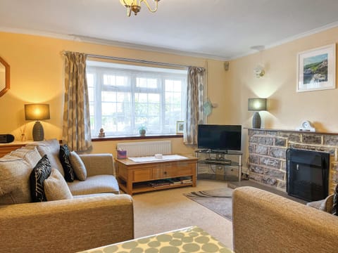Living area | Eastry Cottage, Castleton