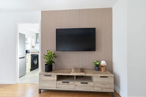 Living Room / Lounge