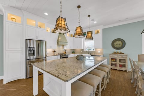 Sea It All: Make entertaining a breeze.