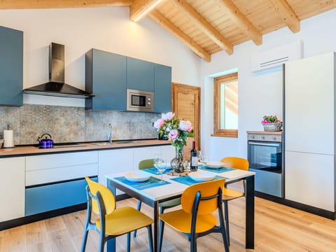 Interior Design, Furniture, Wood, Kitchen, Home, Countertop, Ceiling, Flooring, Room, Apartment