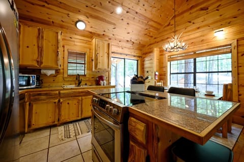 0cc79ff4-f96d-412c-a2c5-2375e682b407