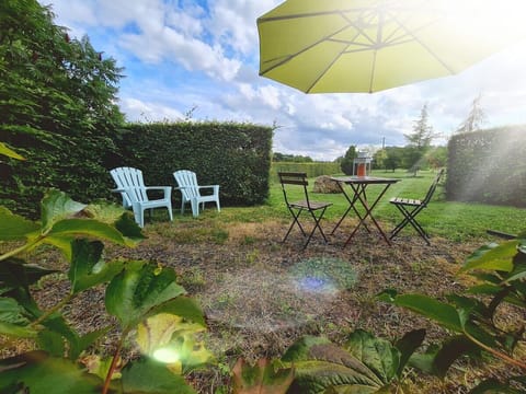 Intimate garden behind the gites