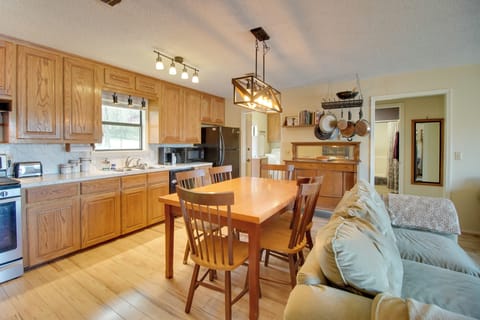 Dining Area | Dishware & Flatware | Main Level