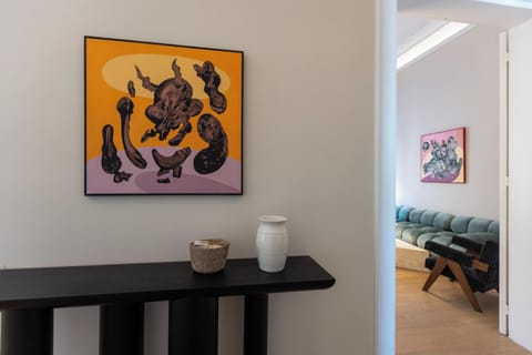 Personal Concierge / Operation Manager are available on-site