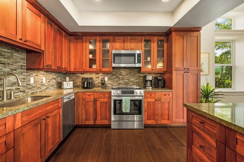 Gathering place~Spacious Kitchen