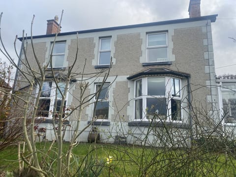 Front elevation of Fron Hyfryd