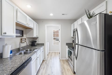 Our fully equipped kitchen has all the bells and whistles you need to cook up a storm and whip up your favorite recipes.