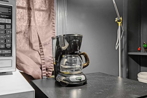 Kitchen 1: Coffee Maker