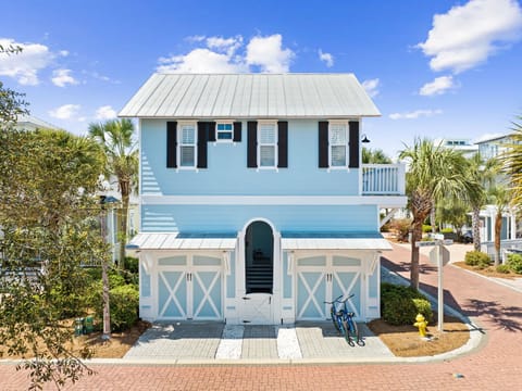 Welcome to 'Ocean Ayer Carriage House' in Seacrest Beach!