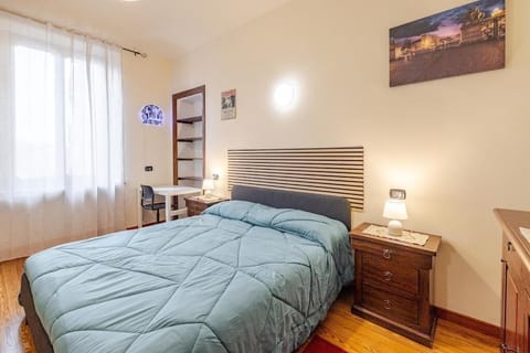 Camera matrimoniale (1)