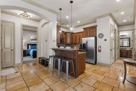 Additional counter seating