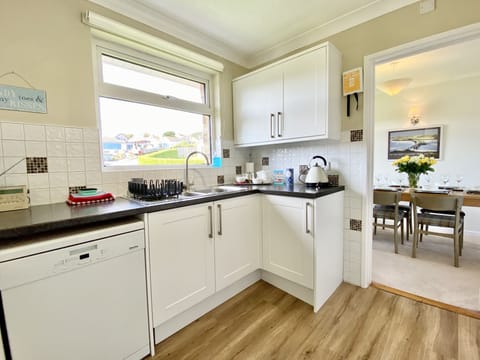 Kitchen in Myebon Holiday Cottage, Padstow, North Cornwall