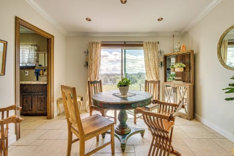 Dining Area | Dishware & Flatware