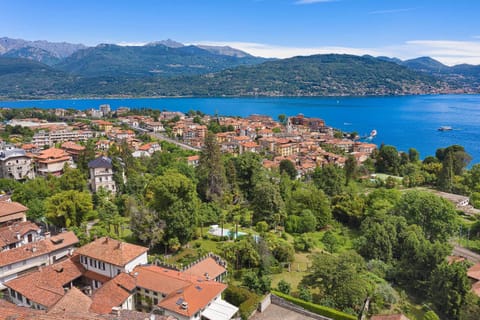 Villa La Romanica - Baveno, Lake Maggiore - NORTHITALY VILLAS Vacation rental