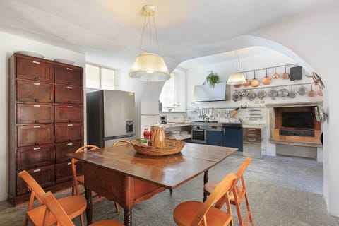 Villa La Romanica - Baveno, Lake Maggiore - NORTHITALY VILLAS Vacation rental