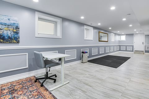 Basement | Smart TV | Yoga Mats | Workstation | 1st Floor