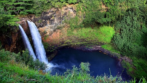 Visit beautiful Wailua Falls