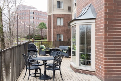 Experience the picturesque atmosphere at this amazing property.